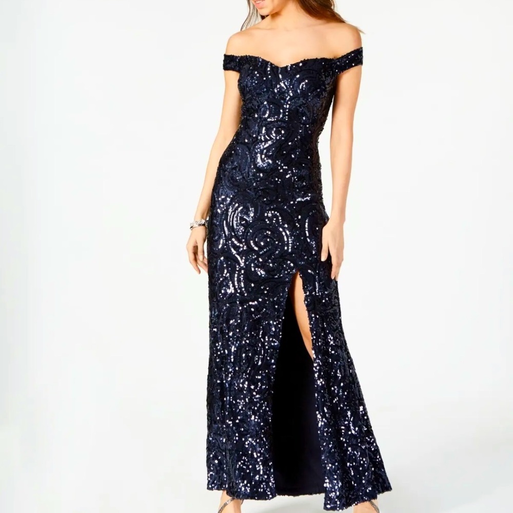 Women’s Formal Dress Size 8 NIGHTWAY Off Shoulder Navy AllOver Sequins Sheath
